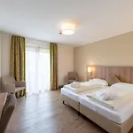 Marko Otel 4*