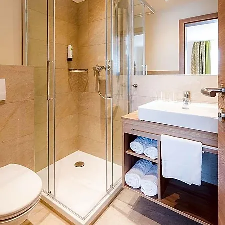 Otel Marko Sankt Kanzian am Klopeiner See