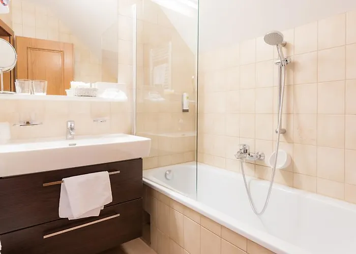 Otel Marko Sankt Kanzian am Klopeiner See